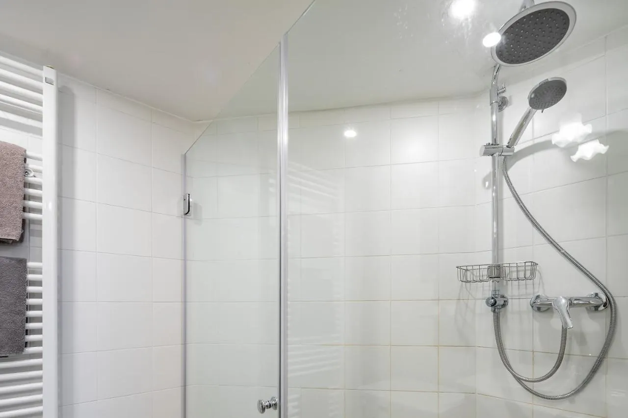 Chic Loft At City Center With Ac Budapest